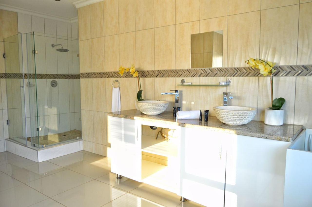 בורחרספורט Dineo'S Lodge And Spa מראה חיצוני תמונה