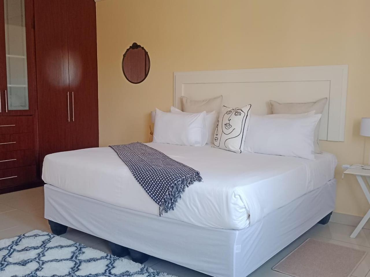 בורחרספורט Dineo'S Lodge And Spa מראה חיצוני תמונה