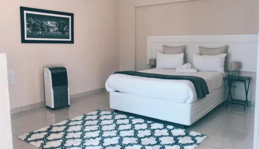 בורחרספורט Dineo'S Lodge And Spa מראה חיצוני תמונה